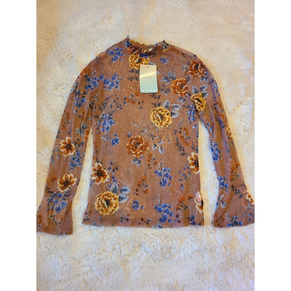 Lily White Sheer long sleeved floral top size L